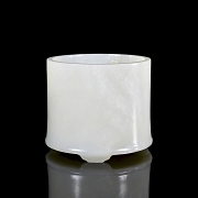Bote para pinceles de jade blanco de Hetian, Dinastía Qing