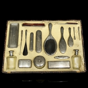 Juego de tocador de plata, ffs. s.XIX