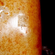 Piedra de jade tallado 