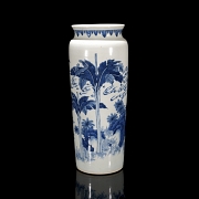 Jarrón de porcelana en azul y blanco 