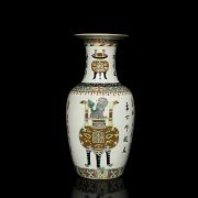 Enameled porcelain vase 