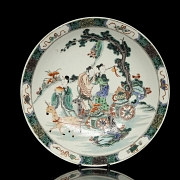 Famille verte porcelain plate, ‘Court scene’, with Kangxi mark