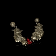 Pair of silver-plated metal ‘Characters’ pendants, Qing dynasty - 4