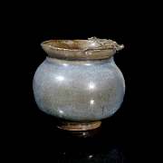 Ceramic vessel with Junyao glaze, Song style