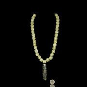 Collar de cuentas de jade y ágata 