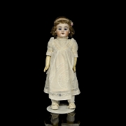 Muñeca de porcelana francesa