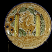 Pair of Manises ceramic dishes, 20th century - 2