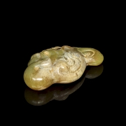 Figura de jade amarillo 