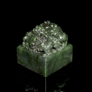 Spinach jade seal ‘Dragon’ with box, Qing dynasty