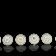 Seis platos de porcelana policromada, s.XX