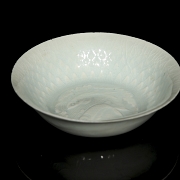 Celadon glazed porcelain plate ‘Fish’, Song style - 5