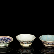 Three enamelled porcelain bowls ‘Rose Family’, Qing dynasty