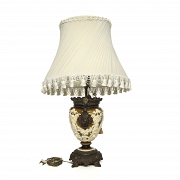Porcelain and bronze table lamp, ‘Gallant Scenes,’ 20th century - 3