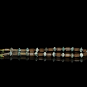 Collar de cuarenta y un cuentas de ágata, dinastía Liao