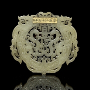Placa de jade calado