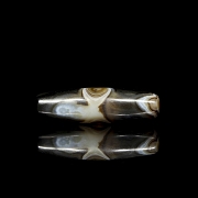 Dizi de ágata tallada 