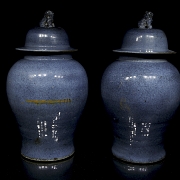 Pareja de tibores de porcelana vidriada, s.XX