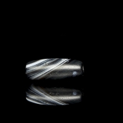 Black agate Dzi bead, Liao dynasty