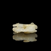 Colgante de jade tallado 