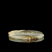 Colgante de jade amarillo tallado, dinastía Qin