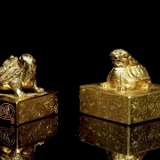Pareja de sellos de bronce dorado, dinastía Qing