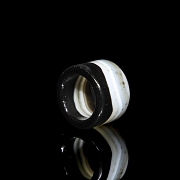 Anillo de arquero de ágata, dinastía Liao