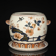 Planter with plate in Asian porcelain, “Landscape,” 20th century