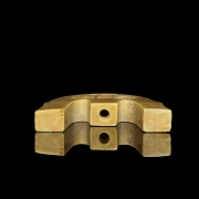 Colgante de jade tallado