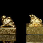 Pareja de sellos de bronce dorado, dinastía Qing