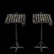 Pareja de lampadarios de iglesia, s.XX