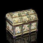 Capodimonte “Porcelain chest,” 20th century