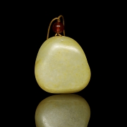 Jade pendant ‘Bird with lingzhi’, Qing dynasty - 1