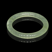 Esclava de jade verde translúcido, s.XX