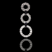 Colgante de oro blanco de 18k con diamantes