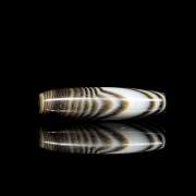 Cuenta de ágata tallada