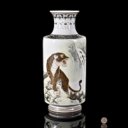 Jarrón de porcelana