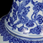 Jarrón de porcelana 