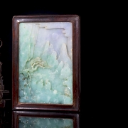 Panel de jadeíta con marco de madera