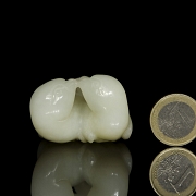 Carved jade figure ‘Pair of birds’, Qing dynasty