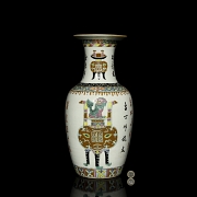Enameled porcelain vase 