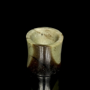 Carved jade ornament, Qijia culture - 5