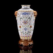 Jarrón de porcelana 