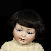 Muñeca de porcelana tipo Hertel, Schwab & Co., Alemania, c. 1910-1915