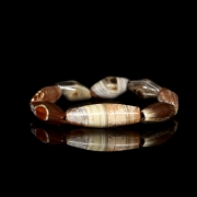 Pulsera de ocho cuentas de ágata, dinastía Liao