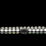 Pulsera de oro blanco con ópalos