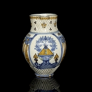 Ceramic jug from Talavera de la Reina, Modesta Diaz, 1865