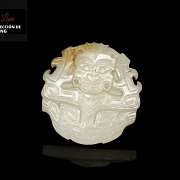 Placa de jade blanco tallado 