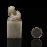 Sello de jade tallado