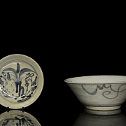 Plato y cuenco de cerámica esmaltada