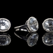 Juego en oro blanco de 18k con aguamarinas y diamantes